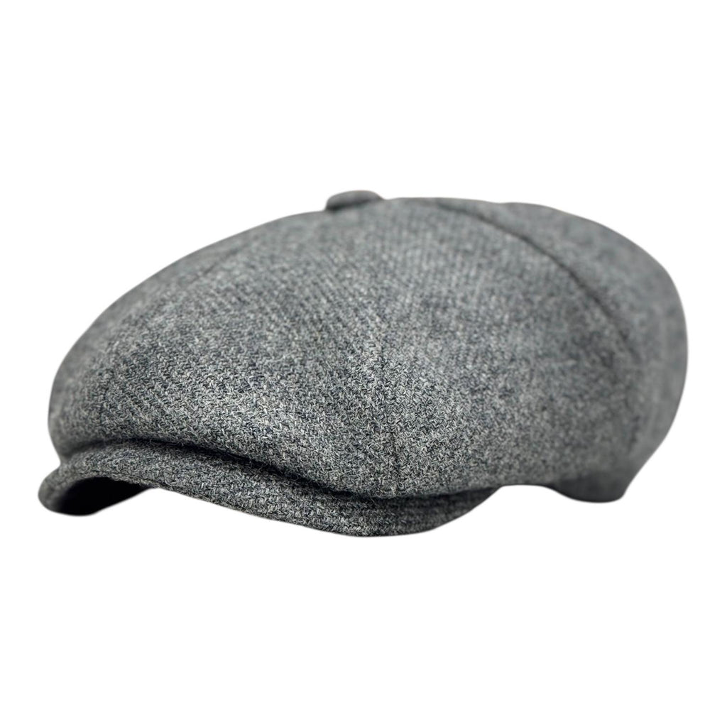 Modello Dublino in tessuto shetland rigato colore grigio