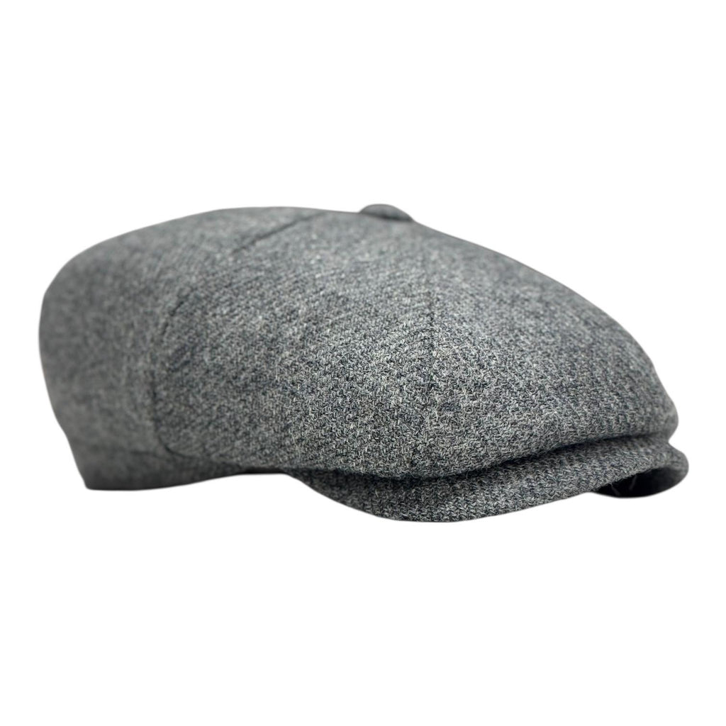 Modello Dublino in tessuto shetland rigato colore grigio