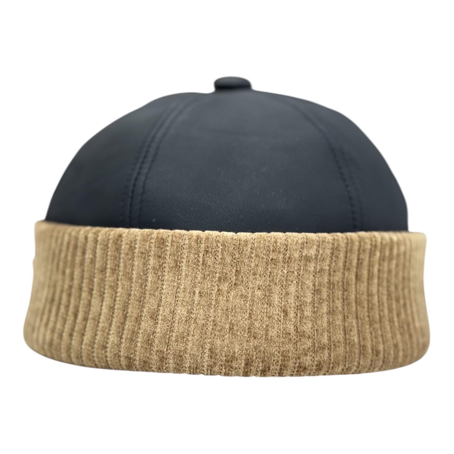 Modello Bingo in vera pelle nappa waterproof con fascia in morbido velluto, con regolatore