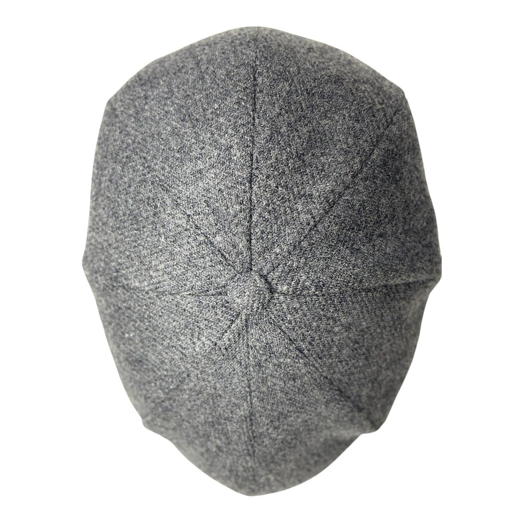 Modello Dublino in tessuto shetland rigato colore grigio