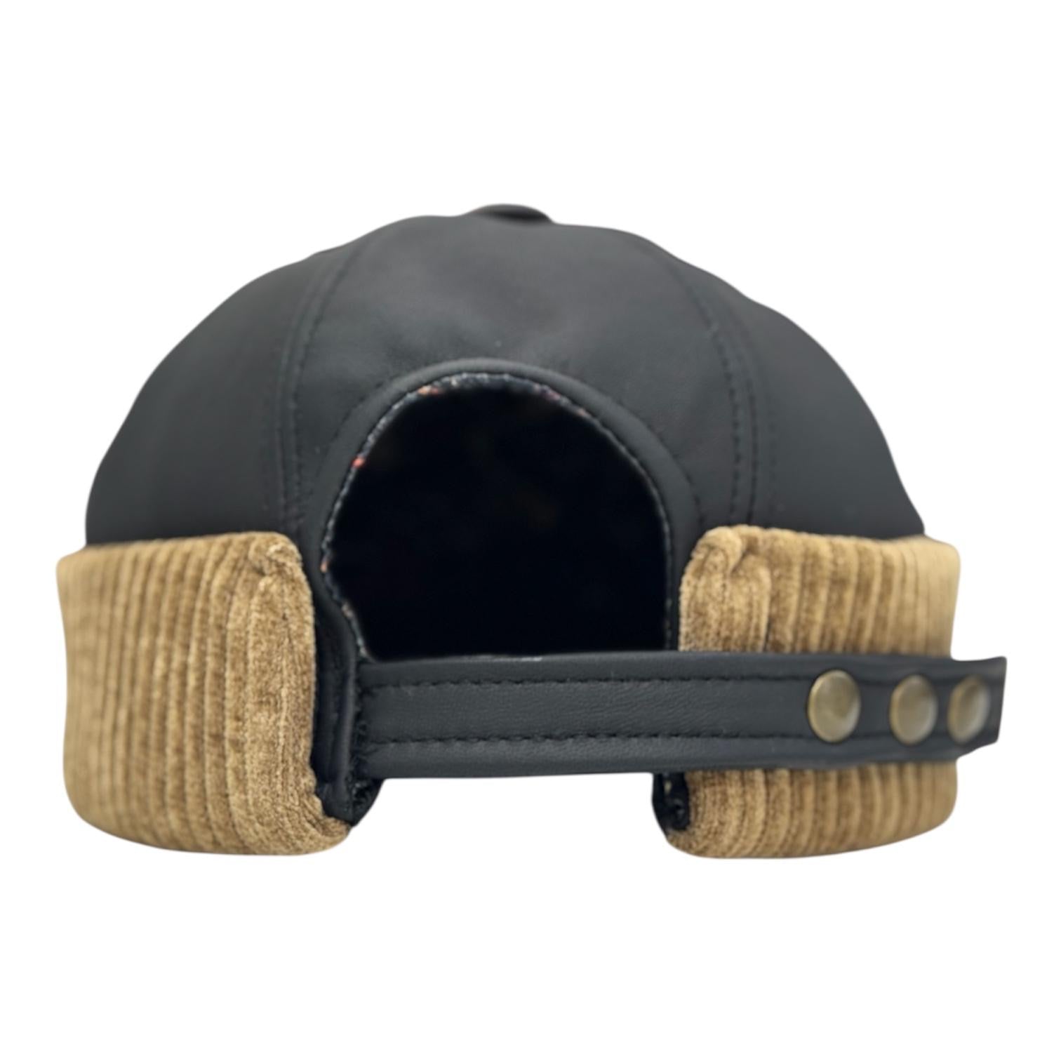 Modello Bingo in vera pelle nappa waterproof con fascia in morbido velluto, con regolatore