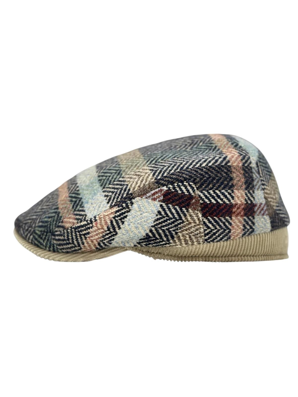 Modello London Conte in tessuto Casentino di qualità eccezionale ed inserti fascetta e visiera in velluto beige