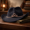 Cowboy in feltro 100% lana con personalizzazione. Colore nero. Made in italy