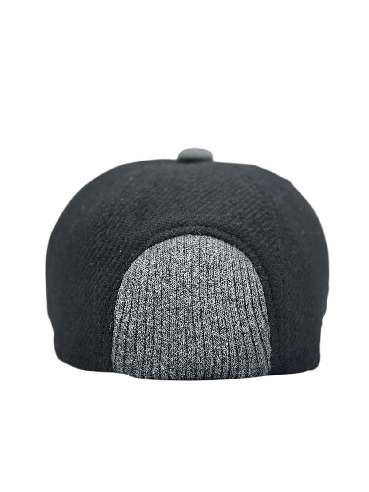 Modello baseball wool in pelle nappa waterproof nera e inserto posteriore in lana