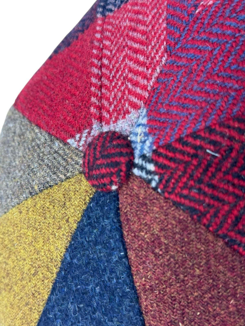 Modello Dublino coloratissimo in tessuti shetland spinato e tinte unite ben assortite